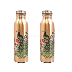 Bouteille d'eau en cuivre pur Bouteilles d'eau en cuivre pur fabriquées à la main à vendre par Tayyab Handicraft - Product Image 1