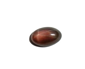 Zafiro Estrella Morado Transparente Ovalado de 4x6 mm, 0.5 Quilates, Cabujón Pulido Creado en Laboratorio con Efecto de Estrella de 6 Puntas para Joyería - Product Image 1