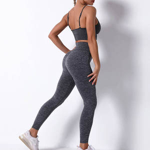 Ensemble de sport OEM personnalisé couleur unie : Soutien-gorge de sport et Legging taille haute pour femme – Idéal pour le fitness et l'entraînement - Product Image 2