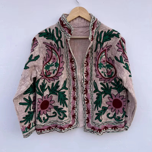 Chaqueta Unisex Acolchada de Algodón TNT Suzani Hecha a Mano con Cuello Alto y Bordado Floral, Estilo Bohemio Hippie, para Invierno y Verano - Product Image 1