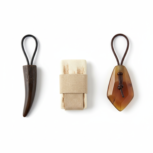 Handmade Eco-Friendly Buffalo Horn Charms Natural Shape Polished Rustic Home Decoration <b>Toggle</b> Buttons - Product Image 5