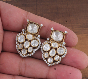 Boucles d'oreilles pendantes vintage en moissanite plaquée or de luxe, style victorien traditionnel, moissanite non taillée, bijoux de haute qualité - Product Image 5