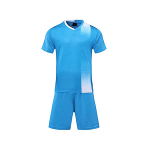 Ensemble d'uniformes de football vert nouveau modèle de super qualité séchage rapide avec impression de logo personnalisé économique! - Product Image 2