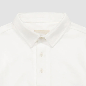T-shirt à col rabattu pour garçons avec logo personnalisable, couleur unie, pour les acheteurs en gros, service OEM, conception pour la vente en gros - Product Image 2