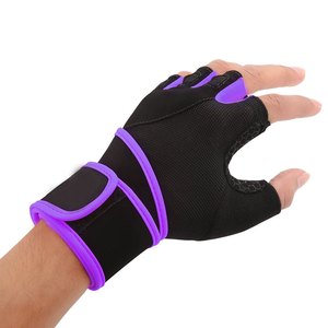 High Grip Weightlifting Gloves Custom Made Wholesale Premium Unisex Fitness Gloves Breathable Gym Gloves - Product Image 2