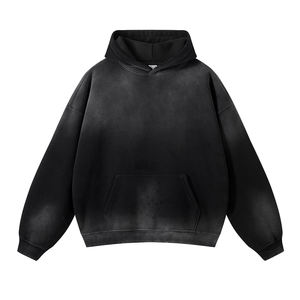 Sweat-shirt à capuche oversize vintage noir délavé pour homme avec poche kangourou, style streetwear décontracté - Product Image 1