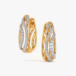 Boucles d'oreilles créoles en or jaune avec diamants de laboratoire entrelacés en forme de vague - Product Image 3