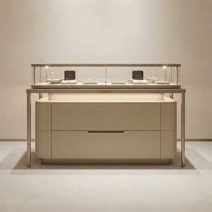 <span class=keywords><strong>ตู้</strong></span>โชว์เครื่องประดับ LED หรูหรา อุปกรณ์เสริมเคาน์เตอร์ <span class=keywords><strong>ตู้</strong></span>โชว์กระจกเชิงพาณิชย์ <span class=keywords><strong>ตู้</strong></span>โชว์เครื่องประดับแบบกำหนดเอง - Product Image 3