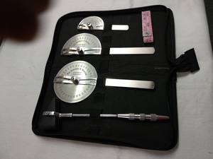 Juego de Goniómetros Quirúrgicos Ortopédicos de 3 Piezas, Acero Inoxidable, Manual, con Martillo y Cinta Métrica, Certificado CE - Product Image 3