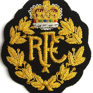 Badge de blazer en fil métallique fait main, brodé de fils métalliques de luxe, patch résistant à l'eau, couleurs personnalisées pour vestes - Product Image 6