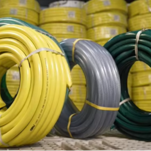 Manguera de Jardín de PVC y Nailon Trenzado - Product Image 1