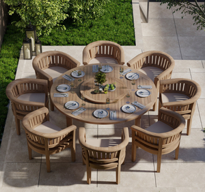 Ensemble de table à manger ronde d'extérieur en teck massif de luxe avec 8 chaises à accoudoirs en forme de baril, finition naturelle, meubles de jardin pour villa - Product Image 1