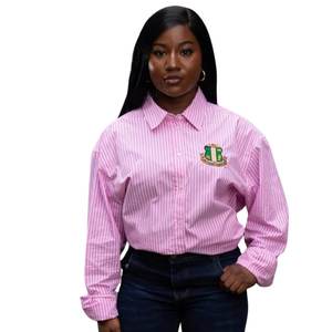 Camisa de Botones a Rayas Rosa y Blanco para Mujer, con Letras Griegas Bordadas, Manga Larga, Estilo Casual y Elegante - Product Image 1