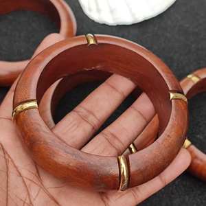 Brazalete de Resina Ecológico para Mujer y Niña, Venta Caliente, Color Personalizado, Talla Personalizada, Patrón Esculpido, Moda India Omar - Product Image 1