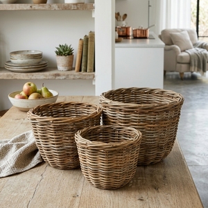 Nuevo juego moderno minimalista de tres cestas de almacenamiento de ratán natural tejido, organizador redondo rústico de mimbre, juego de cestas para plantas. - Product Image 3