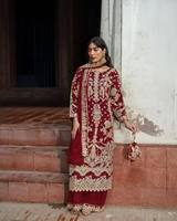 Salwar Kameez ethnique pour femme en Faux Georgette de créateur, entièrement brodé, orné de chaînes, de sequins et de perles, avec broderie avant et arrière, idéal pour les fêtes