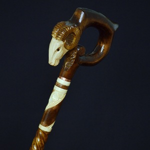 Décoration d'intérieur en bois rustique écologique sculptée à la main (Ram Brown) pour usage extérieur - Product Image 2