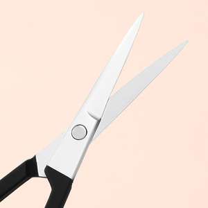 Hermosas Tijeras Pequeñas Curvas para Cejas y Vello Nasal, con Hoja Segura de Acero Inoxidable y Mango de Cerámica en Forma de Corazón, ANAAIF - Product Image 5