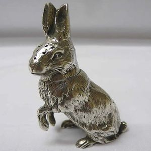 Modern cast aluminium <b>rabbit</b> statue charming sitting bunny metallic animal decor sculpture for stylish interiors - Product Image 3