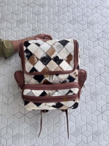 New 2026 Designer Cowhide Leather <b>Backpack</b> Softback Unisex Day <b>Backpack</b> Multiple Pockets Checks Design School Bag Zipper Closure - Product Image 1