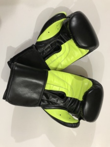 Guantes de Boxeo de Cuero Vacuno Genuino con Logotipo Personalizado, Guantes Profesionales de Entrenamiento, Sparring y Golpeo para Gimnasio, Kickboxing, MMA, Fabricante - Product Image 3