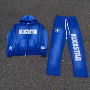 ชุดวอร์มแฟชั่นทันสมัยผ้าเนื้อนุ่มระบายอากาศได้ดี ไซส์ใหญ่ สีพื้น สไตล์ลำลอง สำหรับฤดูหนาว  แบบย้อมสีเอซิด  รับผลิตตามแบบ พร้อมบริการติดแบรนด์ส่วนตัว - Product Image 1