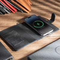 Porte-passeport en cuir RFID étui portefeuille de voyage Apple Find My Anti Lost Tracking Card Slots Organizer OEM Wholesale