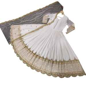 Ensemble Salwar Kameez Gharara Punjabi Sharara traditionnel ethnique indien pakistanais pour femme, broderie lourde, style Bollywood, pour fêtes d'hiver - Product Image 1