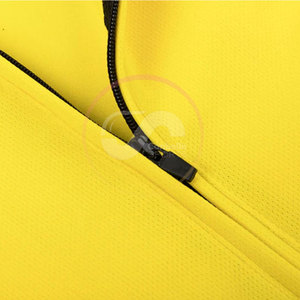 Meilleures ventes, prix de gros, prix bas, uniforme de football, tissu polyester doux, respirant, haute qualité, design personnalisé pour la vente en ligne - Product Image 3