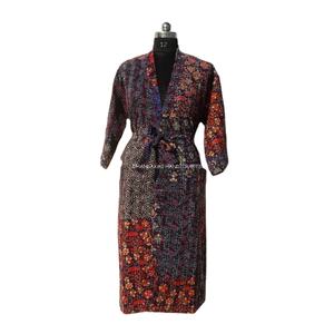 Peignoir Maxi Patchwork fait à la main Style Kantha coton indien multicolore Floral vente en gros grande taille Kimono thermique Premium - Product Image 1