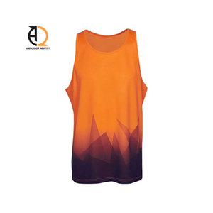 เสื้อกล้ามผู้ชายลำลองสำหรับออกกำลังกาย - Product Image 1