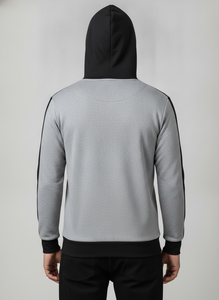 Sudadera con Capucha Gris para Hombre con Detalles Negros, Corte Regular, Informal, de Felpa Francesa, para Otoño - Product Image 4