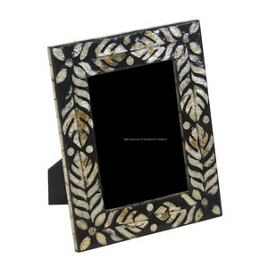 Marco de Fotos Vintage Creativo con Incrustaciones de Concha y Madreperla, Acabado Brillante Hecho a Mano, Calidad Premium, Decoración Ligera, Tradebyd - Product Image 4