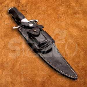 Cuchillo Bowie de Caza OEM Personalizado Hecho a Mano con Mango de Cuerno de Toro Grabado en Latón, Hoja de Acero D2 de 16 Pulgadas con Punta Clip, Funda de Cuero SIZZCO, 3 Años de Garantía - Product Image 6
