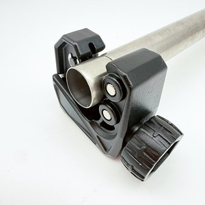 FUJIYA Industrial Roller Type Pipe Cutter Manual <b>Hand</b> <b>Tool</b> with Extension Handle for Copper Tube HVAC - Product Image 5