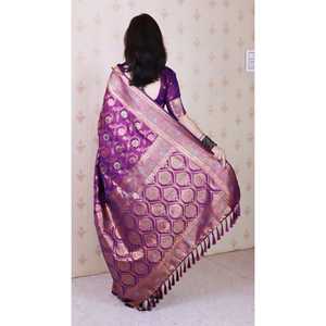 ผ้าไหมทอสีม่วงลายบาเนราซี จาล ยี่ห้ออีลิท วีฟส์ เนื้อผ้านุ่ม ประดับด้วยดิ้นทอง ซารี ผ้าไหมอินเดีย/ปากีสถาน - Product Image 4