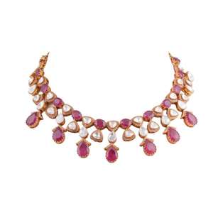 Conjunto de collar y aretes de esmeraldas de diseño nupcial y festivo, hecho en plata de ley Gajaah 925 para mujeres. - Product Image 1