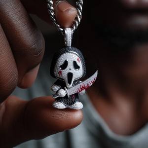 Colgante Unisex de Plata 925 Bañado en Oro de 14K con Moissanita Iced Bling, Temática de Terror Hip Hop, Fantasma Asesino, Anime, Certificado - Product Image 4