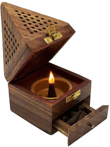 Oferta Especial: Quemador de Incienso de Madera Antiguo Tipo Torre de Pino, Pirámide de Madera para Oud y Bakhoor - Product Image 3