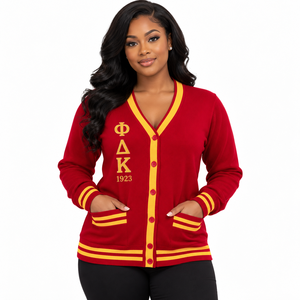 Cárdigan de Punto para Mujer PDK con Logotipo de Escudo Bordado, Cuello en V, Cierre de Botones Delanteros y Dos Bolsillos con Parche, Moda Femenina - Product Image 1