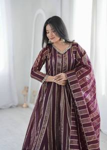 Traje Anarkali a Rayas Premium para Mujer, Conjunto de Kurta con Tejido Zari para Fiesta, con Dupatta, Vestido Étnico Tradicional Festivo - Product Image 4