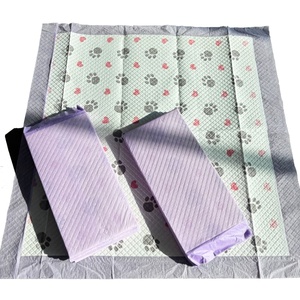Ventes en gros de coussinets d'entraînement jetables pour chiots et chiens, version épaisse, 450x600 mm, <span class=keywords><strong>film</strong></span> PE super absorbant, pour l'urine et les pipi - Product Image 1