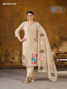 Colección de Kurti-Pant y Dupatta de Algodón Tejido a Mano con Bordado, Aspecto Elegante, la Mejor Tela, Fabricante de la India - Product Image 4