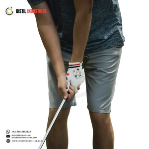 Guantes de golf resistentes al sudor para todo tipo de clima con ajuste transpirable, agarre fuerte, palma flexible y control de humedad para golfistas. - Product Image 3