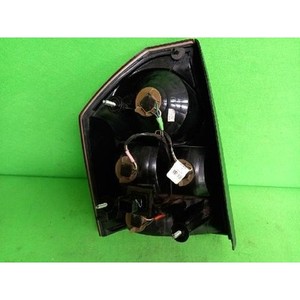 300 Luces Traseras Usadas Derecha - Product Image 2