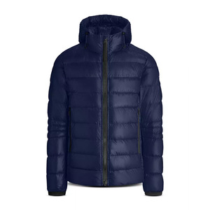 Veste matelassée à capuche noire pour homme, col montant, fermeture éclair, coupe-vent, décontractée, hiver, coupe ajustée, 100% polyester, rembourrage en duvet - Product Image 4