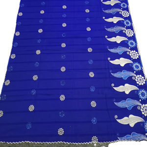 Écharpe en mousseline de soie pour femme, motif marguerite, strass brodés, bordure à volants, légère et respirante, personnalisable OEM ODM - Product Image 3