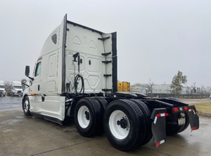 Tracteur routier robuste pour T12664ST 6x4, 505 CV, cabine haute avec couchette, 419 115 milles - Product Image 3