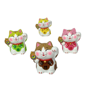 Collection de statues de chat chanceux de fabrication vietnamienne en résine artisanale dans des styles artificiels pour la décoration de la maison - Product Image 1