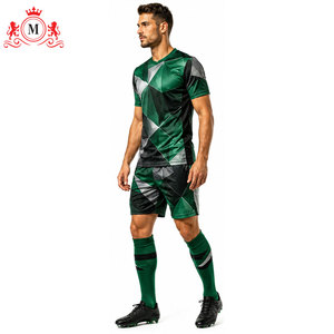 ชุดเสื้อฟุตบอลสีเขียวแบบซับลิเมชั่นสำหรับผู้ชาย พร้อมกางเกงขาสั้น ชุดฟุตบอลผู้ใหญ่ ผ้าโพลีเอสเตอร์ระบายอากาศได้ดี - Product Image 4